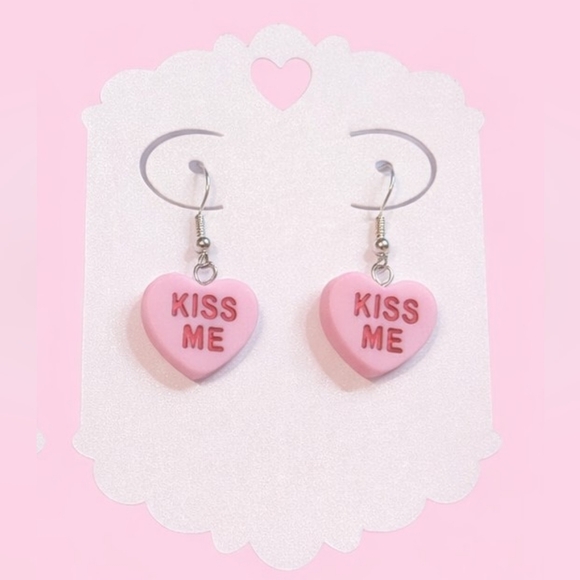 🩰 Valentine's Day Conversation Hearts Earrings - Picture 5 of 8